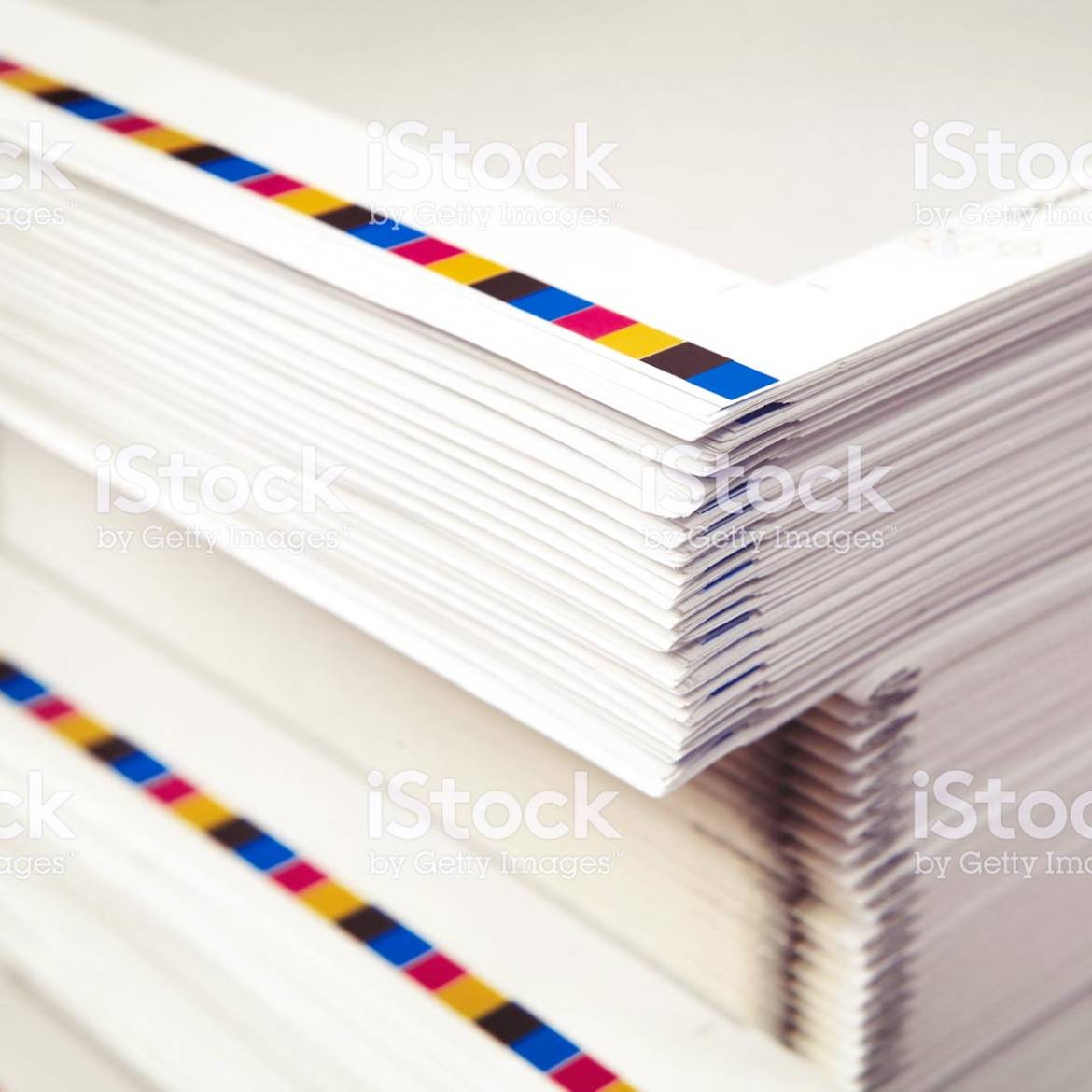 587548976-istock-24-papier.jpg